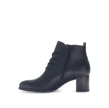 Bottines noires en cuir lisse