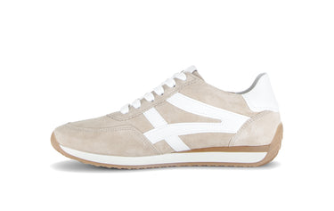 Baskets beiges en daim