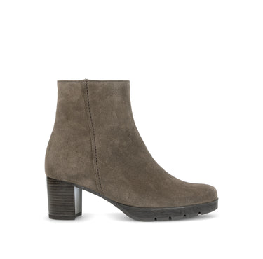 Bottines taupes en daim