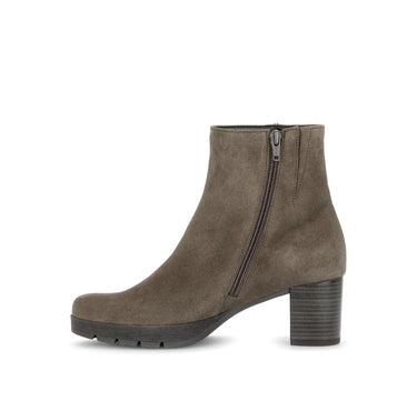 Bottines taupes en daim