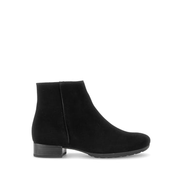 Bottines noires en daim