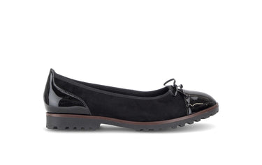 Ballerines noires en daim et vernis