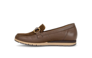 Mocassins marron en daim et cuir lisse