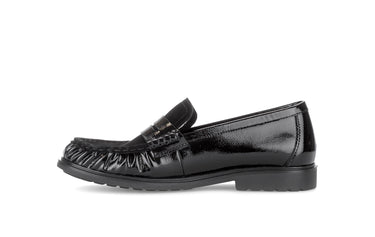 Mocassins noirs en daim et vernis