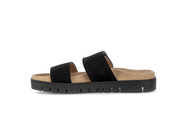 Mules noires en daim