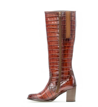 Bottes marron en cuir