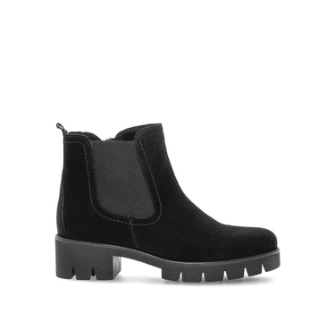 Bottines noires en daim
