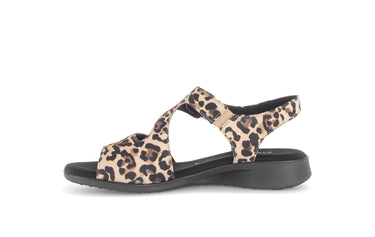 Sandales léopard en daim