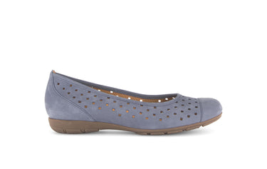 Ballerines perforées bleues en Daim