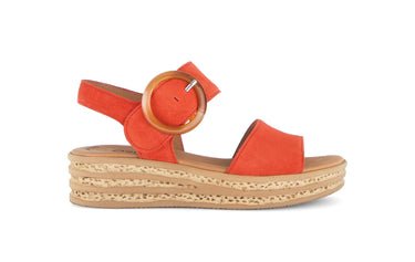 Sandales rouge en daim